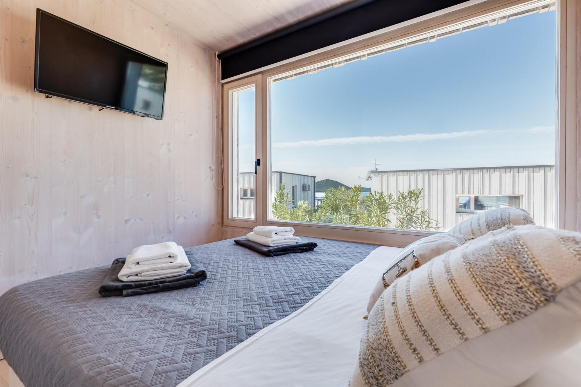 Buqez Eco - 3 - Beautiful Sea View - Directly By Sea Villa